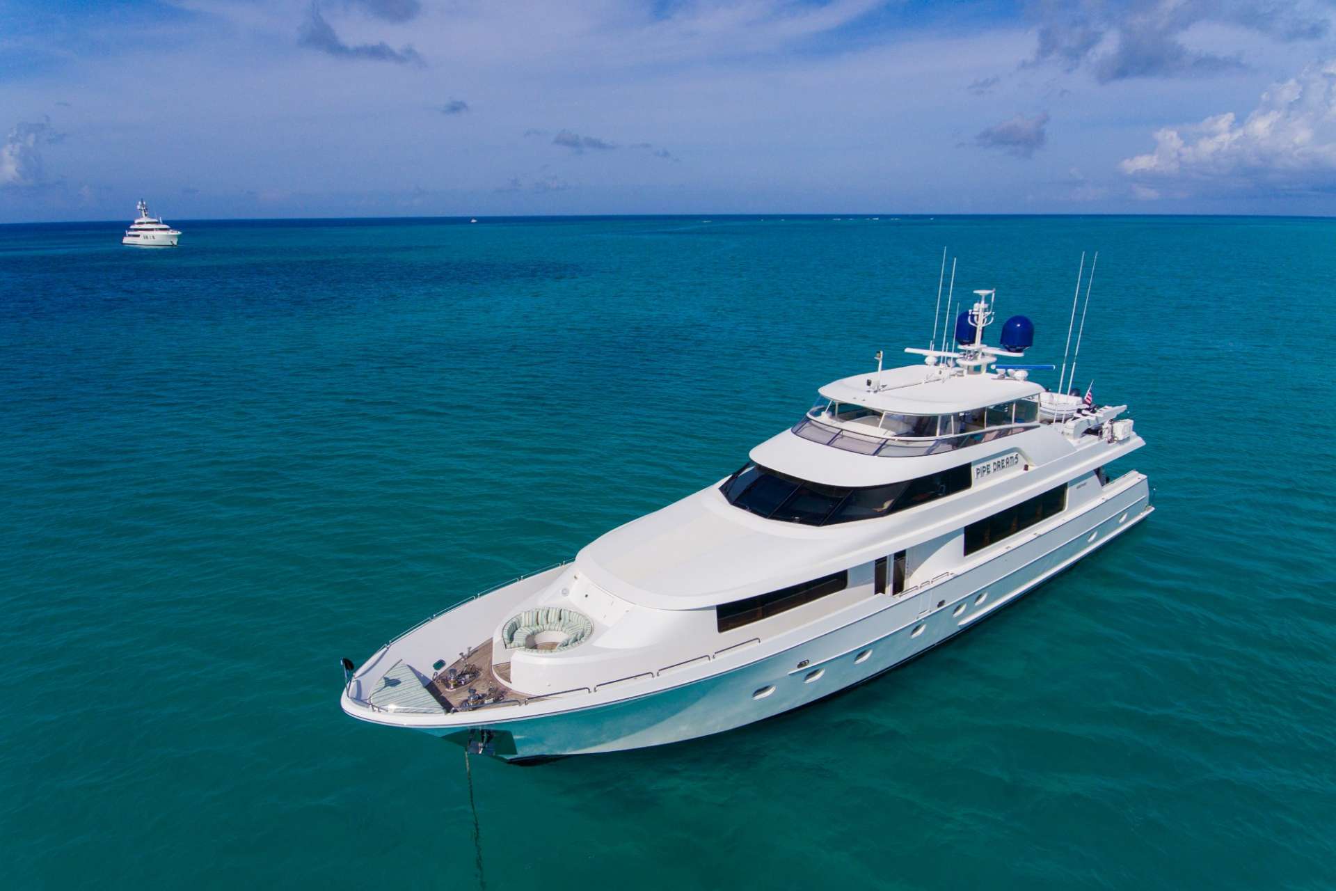crewed yacht charters bahamas