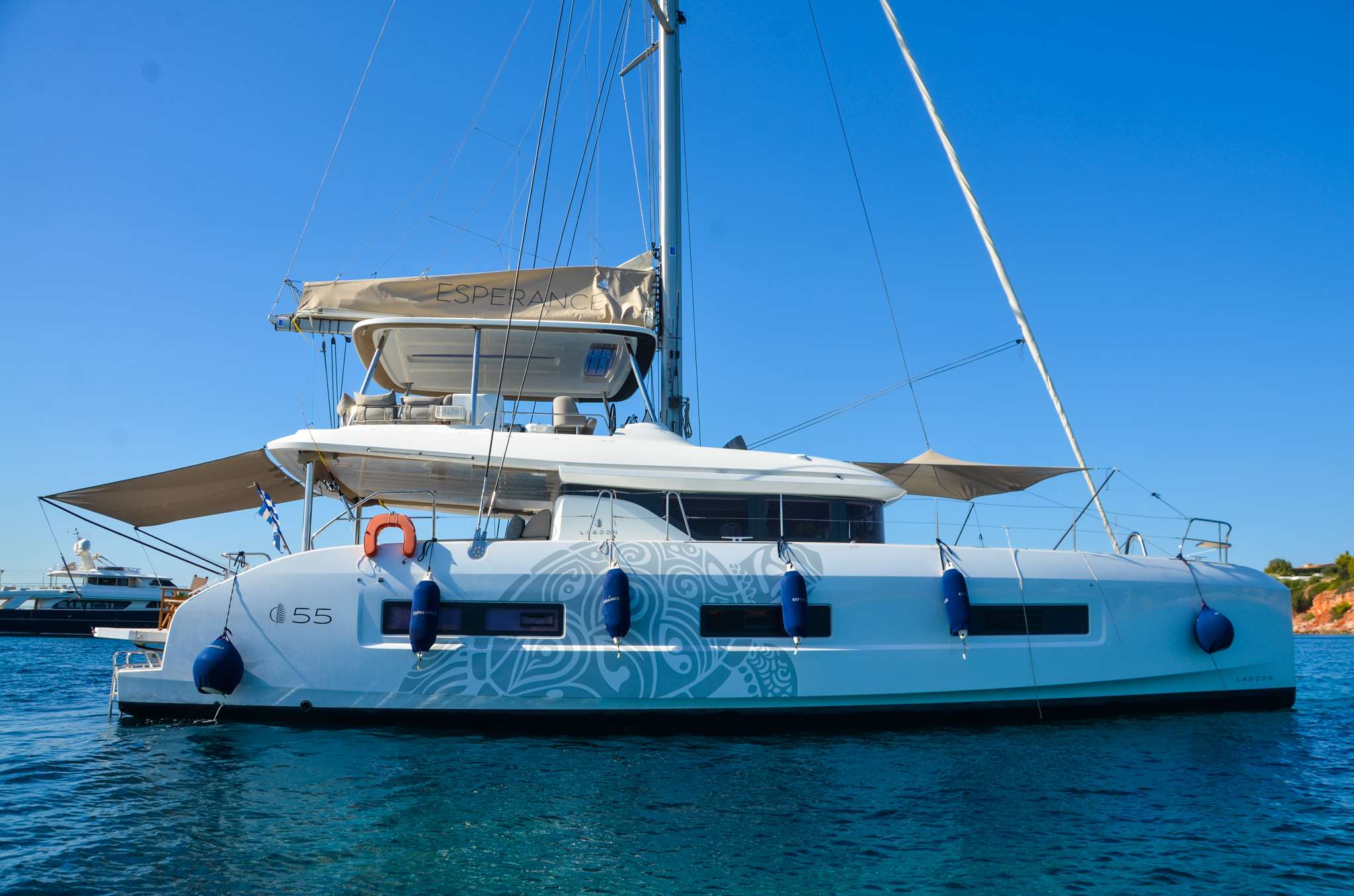 Learn about a crewed charter aboard ESPERANCE, a 55 ft Sailing ...