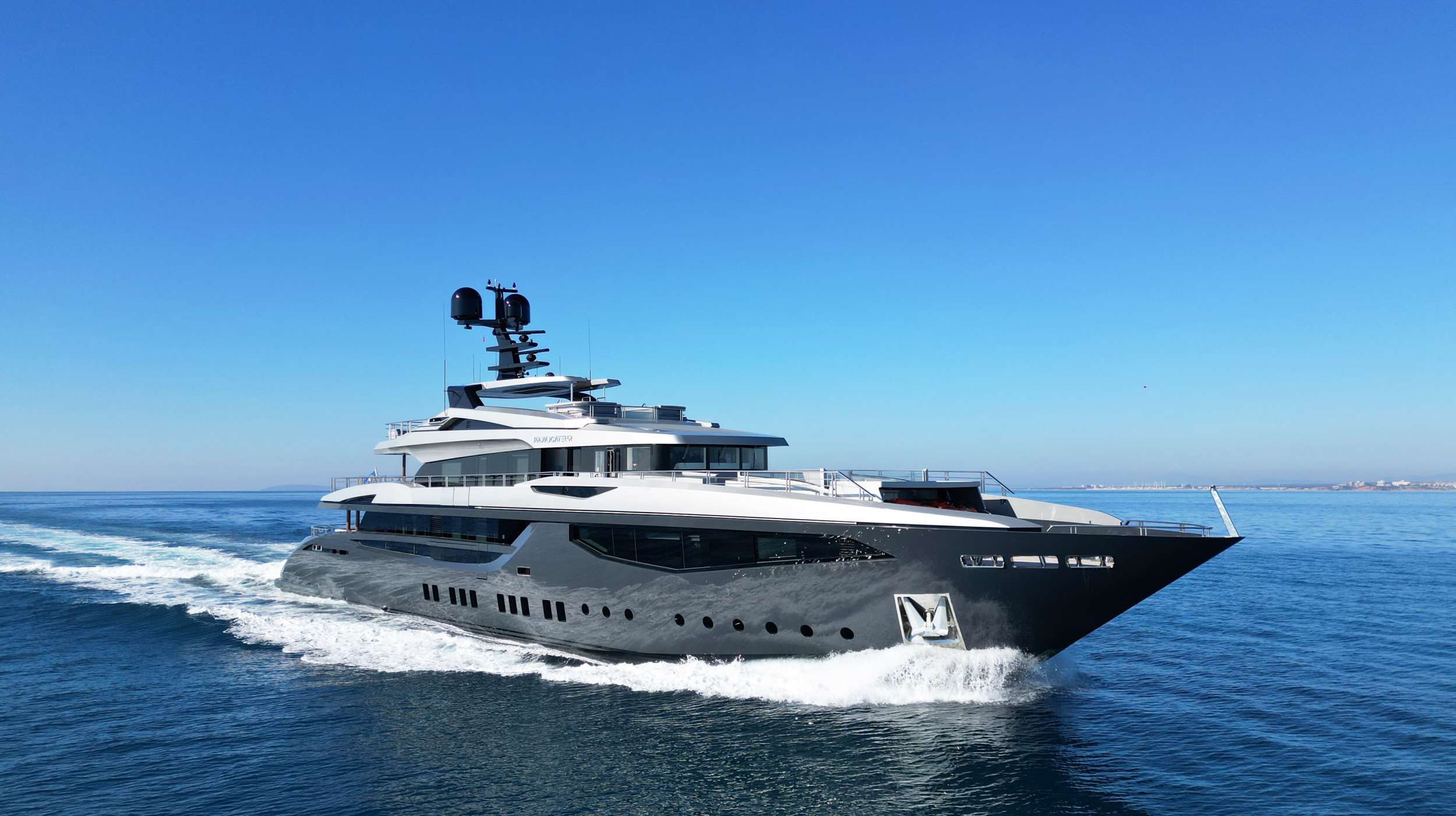 M/Y PROVOCATEUR