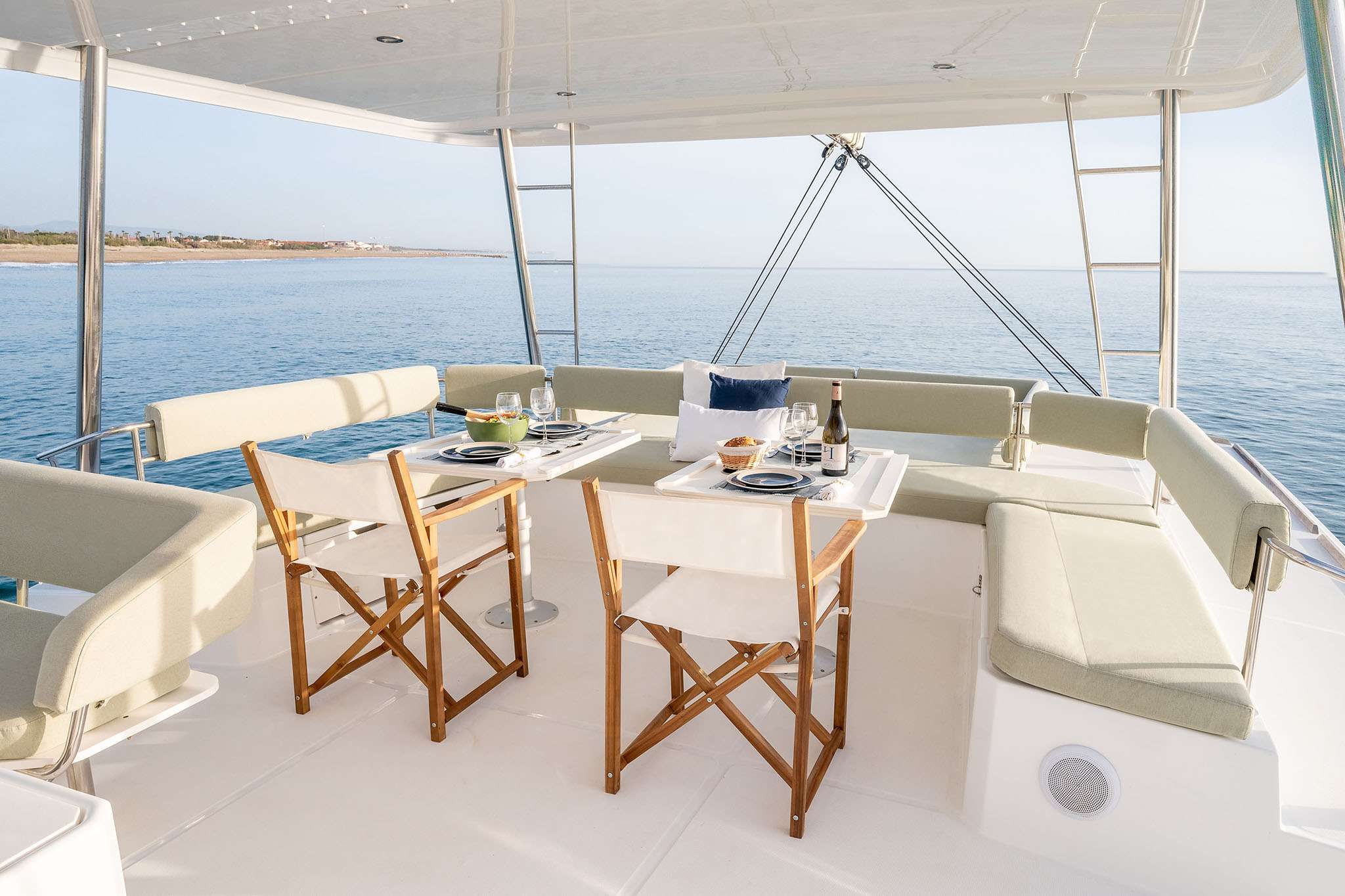 Aft deck / Sitting area