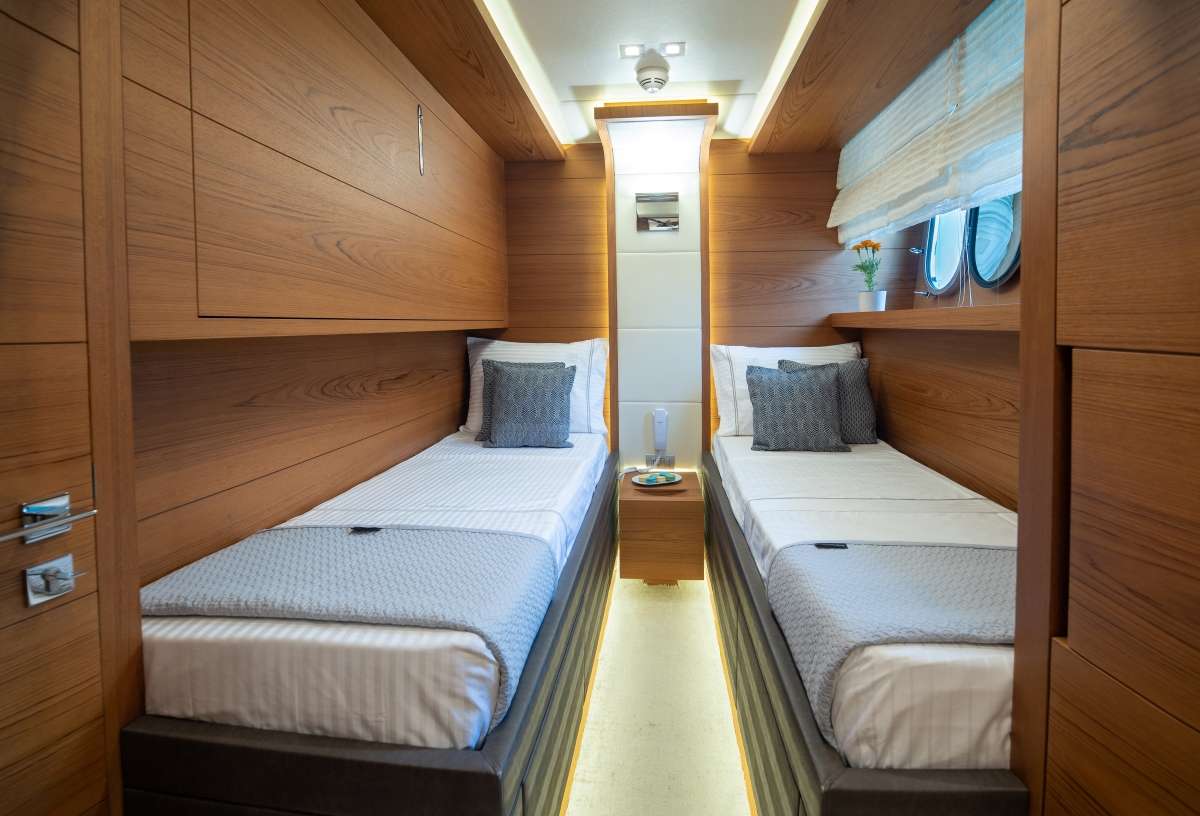 Twin Cabin with Pullman berth