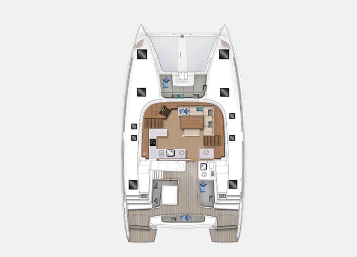 Salon and Aft deck layout