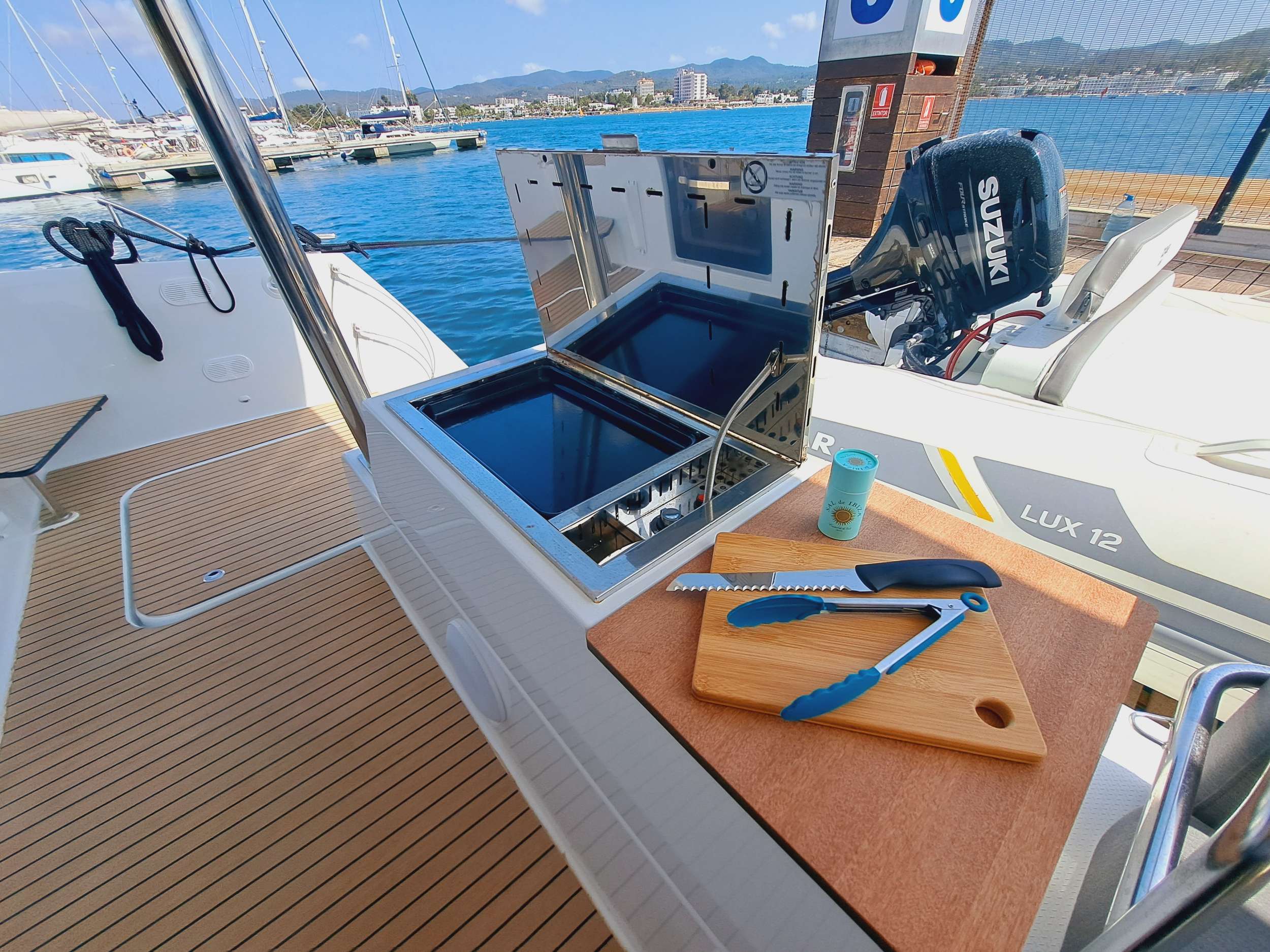 Aft Deck BBQ area