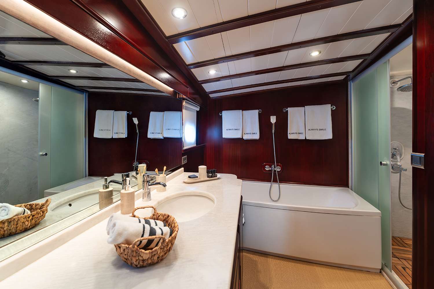 Aft Master Cabin Bathroom