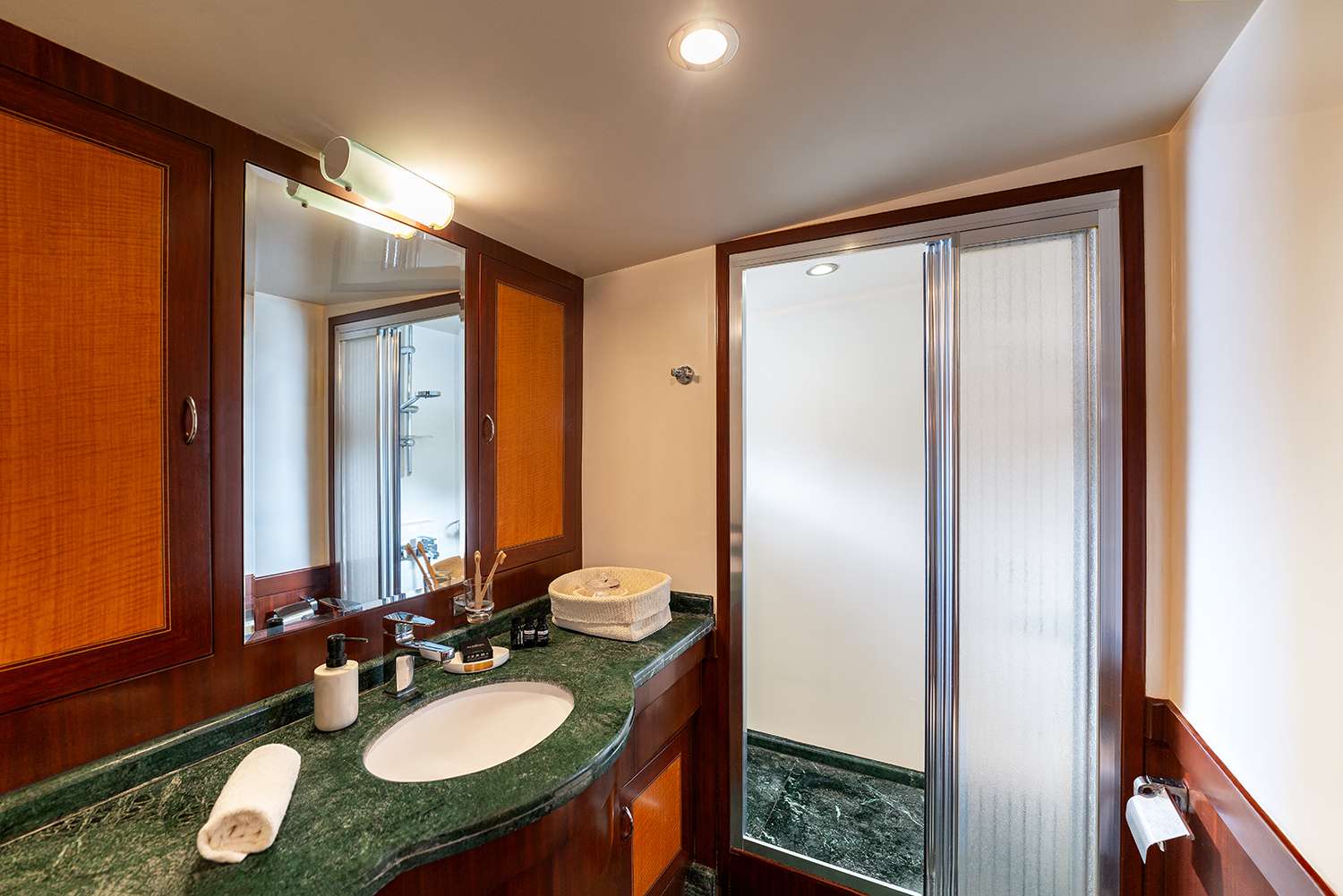 Master Cabin Bathroom